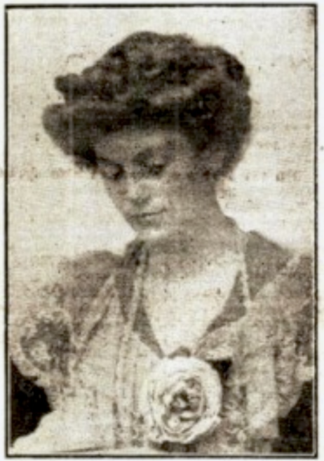 Mrs. Leila Arthur Luddington, circa 1920.